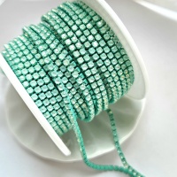 Стразовая цепь опаловая, Opal Mint, ss6