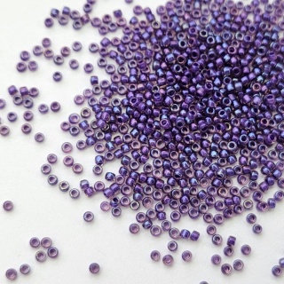 Бисер Японский Toho Round №928, 15/0, Rainbow Rosaline/Opaque Purple-Lined