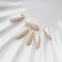 Бусины Glass Daggers 3*11mm,03000/14413 Chalk White Champagne Luster
