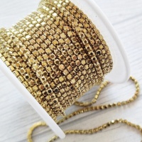 Стразовая цепь Gold Metal, ss6 (2мм)