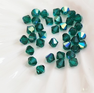 Биконусы зеленые Preciosa Emerald AB, 5мм, 10шт