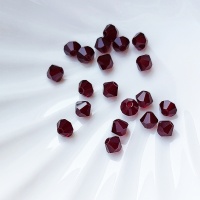 Биконусы Чехия Гранат Preciosa Garnet 4мм, 20шт
