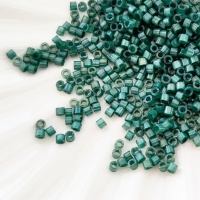 Miyuki Delica 11/0 DB1814 зеленый сатиновый Dyed Emerald Silk Satin, 3гр