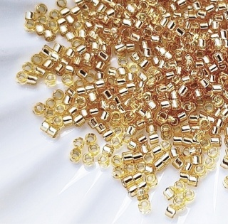 Японский золотой бисер Miyuki Delica 11/0 DB0042 Silver Lined Gold, 3гр