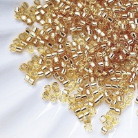 Японский золотой бисер Miyuki Delica 11/0 DB0042 Silver Lined Gold, 3гр