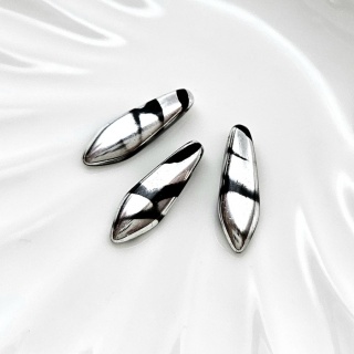 Бусины Даггерсы полосатые Glass Daggers 5*16mm, 23980/2700V, Jet Labrador Stripes, 3шт