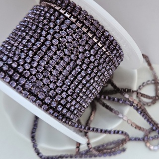 Стразовая цепь Light Violet, ss6 (2мм)