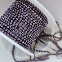 Стразовая цепь Light Violet, ss6 (2мм)