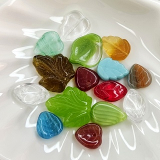 Микс бусин Листья Preciosa 92-MIX111-LEAFS-1, 14 штук (10гр)